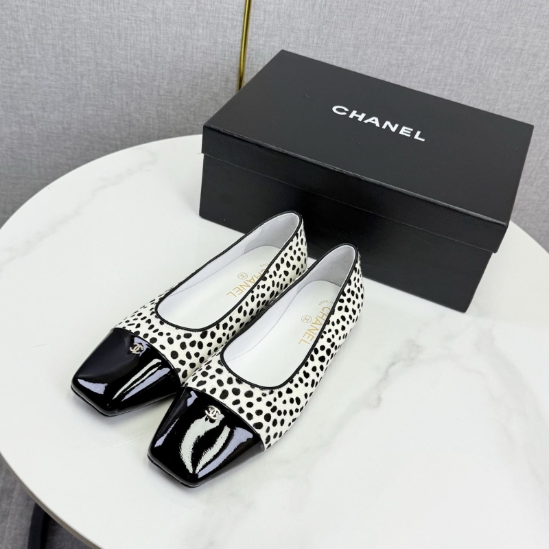Ch**el flat shoes